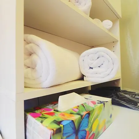 E&e Arena With Free Private Parking דירה *