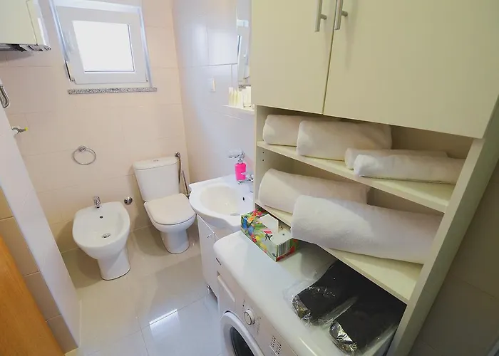 E&e Arena Apartman *