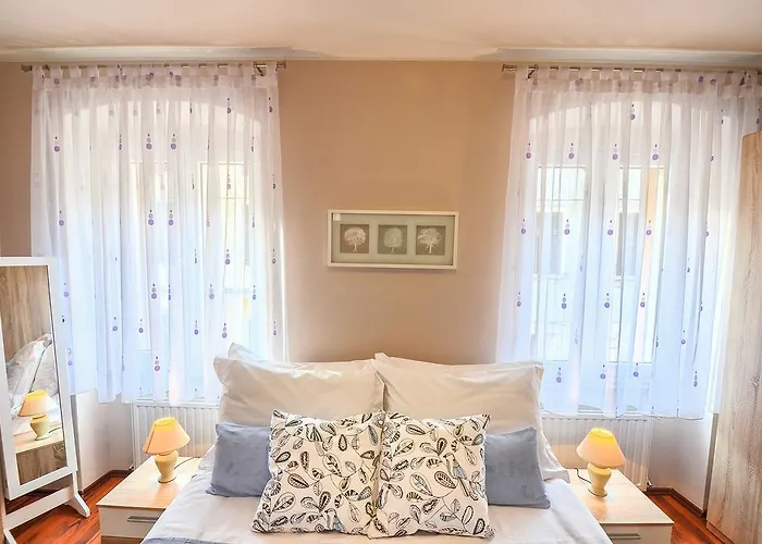 Apartman E&e Arena