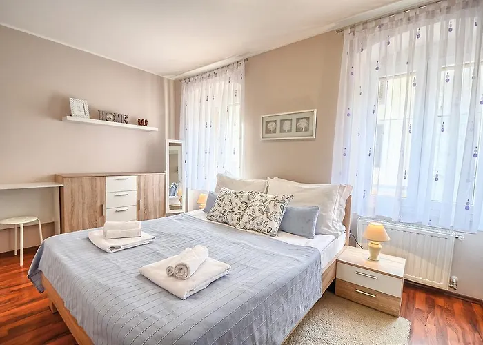 Apartman E&e Arena
